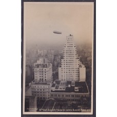 ARGENTINA 1934 TARJETA POSTAL EL GRAF ZEPPELIN VOLANDO SOBRE BUENOS AIRES, EL EDIFICIO SAFICO RARA
